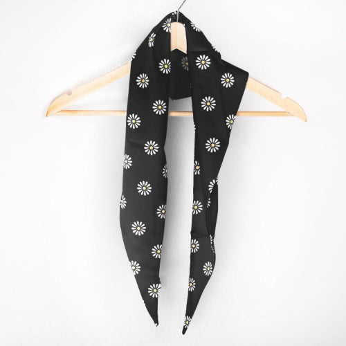 Daisy Triangle Scarf Black