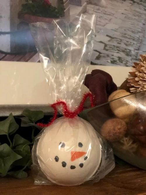 EKS Snowman Bath Bomb