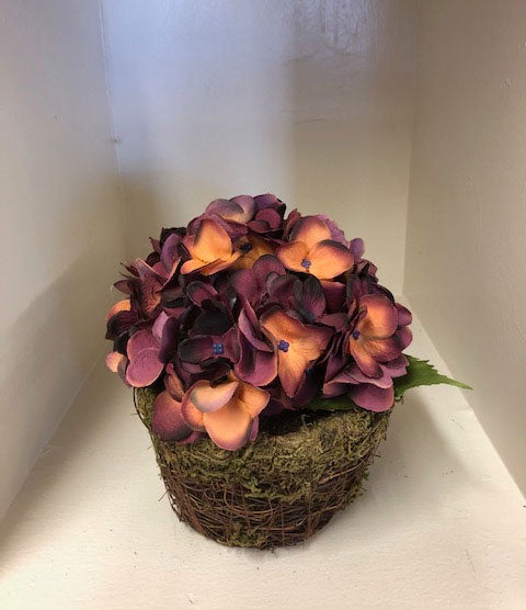 Moss Trim Vase with Flowers