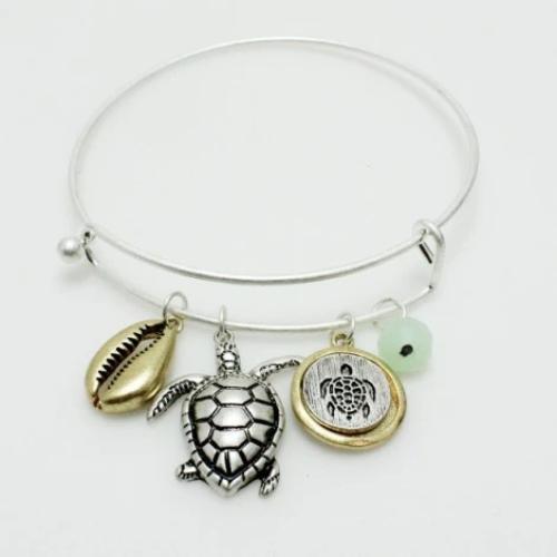 Sea Turtle Charm Bracelet Two/Tone Mint