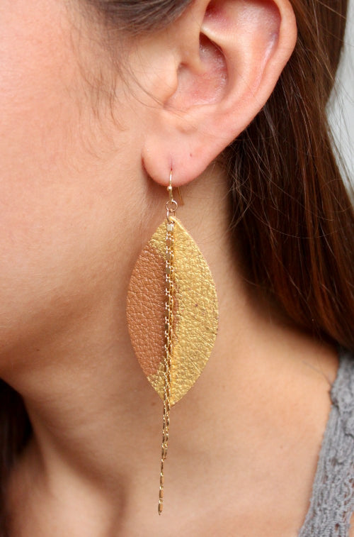 Wilans Leather Feather and Chain Earrings