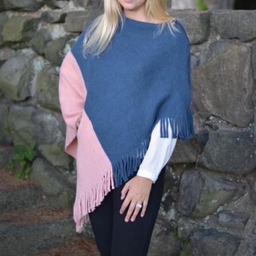Big Zipper Point Oblong Poncho Navy/Mauve